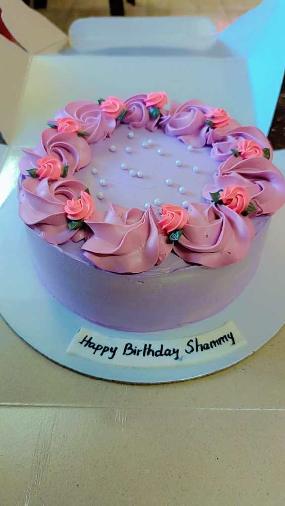 The birthday cake my bestie made, ordered by my sister, and hidden by my mom – A sweet family surprise!